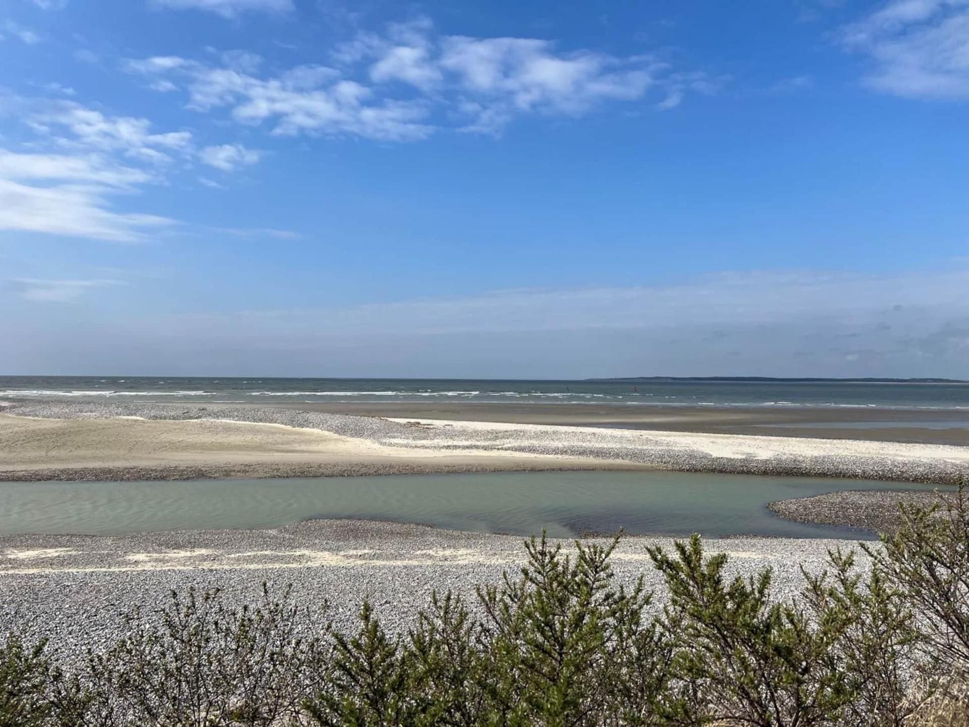 Caprices De Mer Appartement Avec Grand Balcon Et Vue A 300 M Plage, Apercu Mer, Lit Queen Size, Mers Les Bains Le Treport , Petit Dejeuner En Option, 2 Velos Fournis Luaran gambar