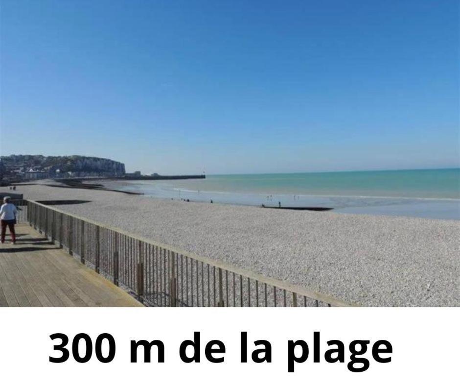 Caprices De Mer Appartement Avec Grand Balcon Et Vue A 300 M Plage, Apercu Mer, Lit Queen Size, Mers Les Bains Le Treport , Petit Dejeuner En Option, 2 Velos Fournis Luaran gambar